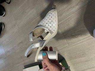 Zapatos de tacón P plateados talla 39