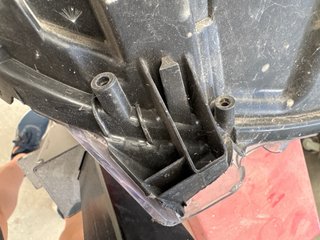 Faro Izquierdo Peugeot 208 2018 Para reparar.