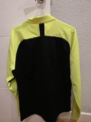 Sudadera Nike Dri-FIT M Negra y Amarilla