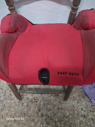 Elevador de niños para el coche,
