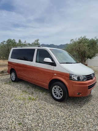 Volkswagen Transporter T5 2.0 TDI 2016 8Plazas