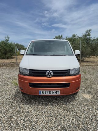 Volkswagen Transporter T5 2.0 TDI 2016 8Plazas