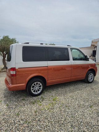 Volkswagen Transporter T5 2.0 TDI 2016 8Plazas