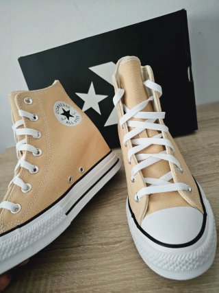 Converse cuña interior. Nuevas