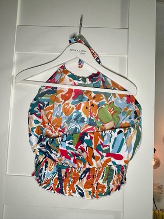 Top floral y shorts vaqueros