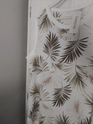 Vestido largo estampado hojas