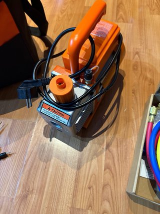 Alquiler Bomba Vacío y Accesorios
