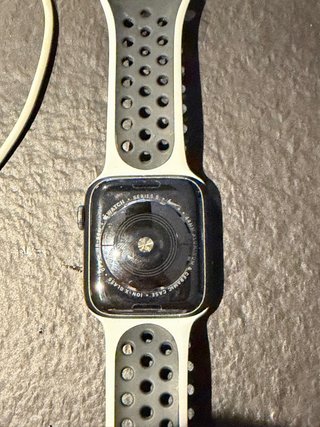 Apple Watch Nike Series 5 Negro/Blanco