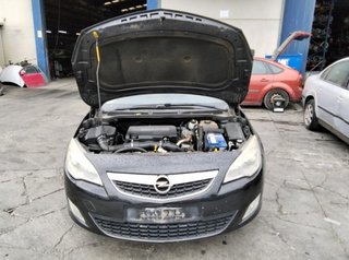 1889631 colector admisión 8973858235 opel astra j