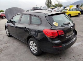 1889631 colector admisión 8973858235 opel astra j
