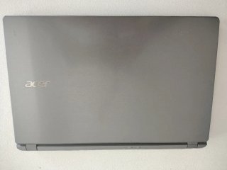 Portátil Acer v5 573 Gris Para repuestos.