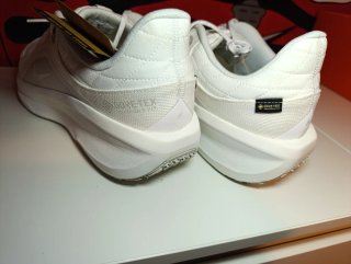 Nike Winflo 11 GTX Gore-Tex Blanco T49'5