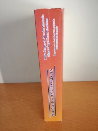 Libro de Matemáticas Empresariales.