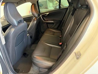 Volvo V60 2017