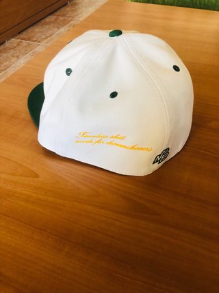 Gorra No Plan B blanca y verde