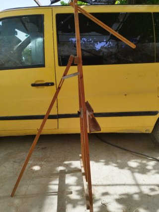 Caballete de madera para pintar