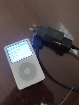 iPod Classic 5ª Gen 30GB Música y Fotos