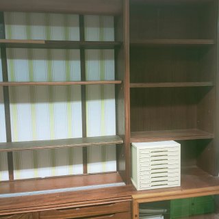 Estantería de madera