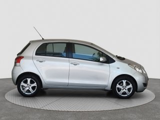 TOYOTA YARIS 1.3 VVT-I 100 TS CONFORTDRIVE