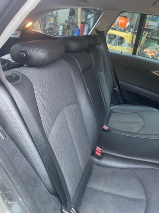 Mercedes-Benz E320 2006