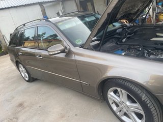 Mercedes-Benz E320 2006