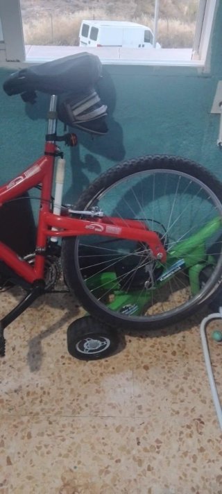 Bicicleta de Montaña Roja