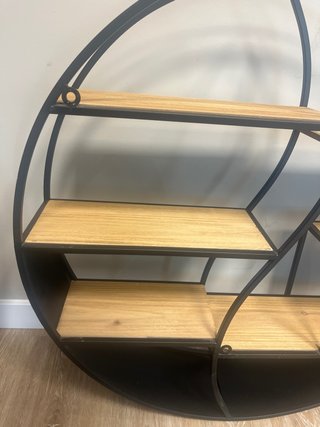 Estantería Circular Metálica y Madera