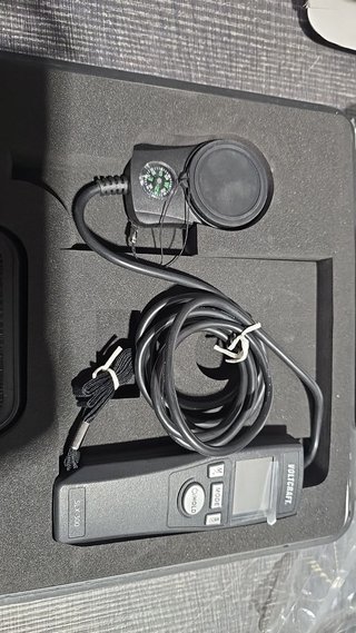 Medidor de energía solar VOLTCRAFT SLX-300