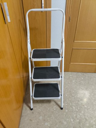Escalera plegable 3 peldaños