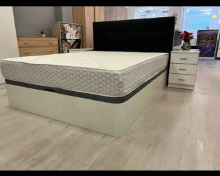 Letto a scomparsa con materasso Grafeno