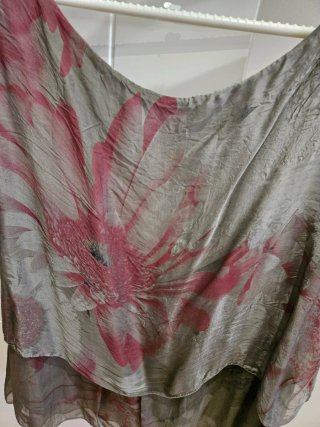 Camiseta de mujer estampada de flores – Talla M/L