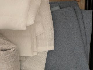 Cortinas grises o azules opacas y transparentes