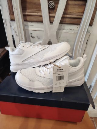 Scarpe Reebok nuove numero 38
