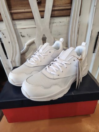 Scarpe Reebok nuove numero 38