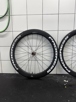 Ruedas de carbono PROGRESS