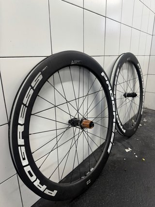 Ruedas de carbono PROGRESS