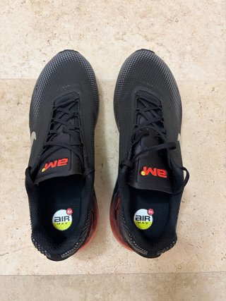 Zapatillas Nike Air Phoenix Negras Rojas