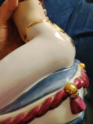 Figura Bailarina India Dorada y Roja