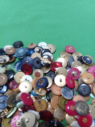 Lote Botones Manualidades Variados De 25mm