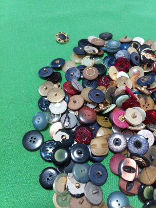 Lote Botones Manualidades Variados De 25mm