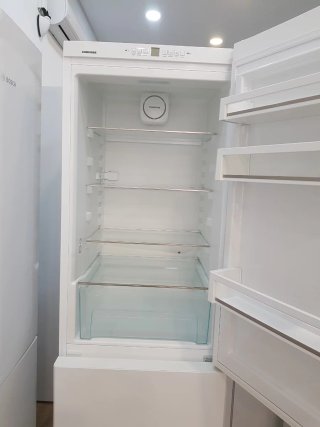 Nevera Liebherr Blanca