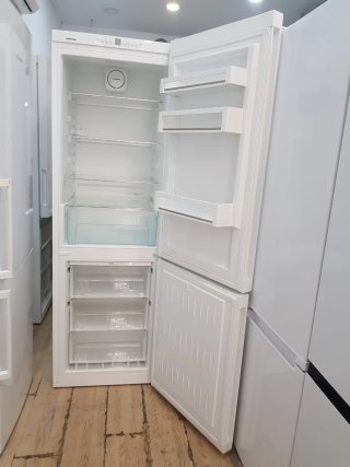 Nevera Liebherr Blanca