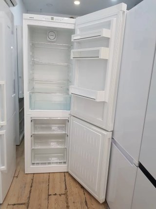 Nevera Liebherr Blanca