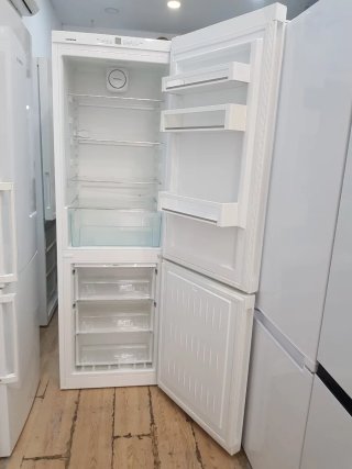Nevera Liebherr Blanca