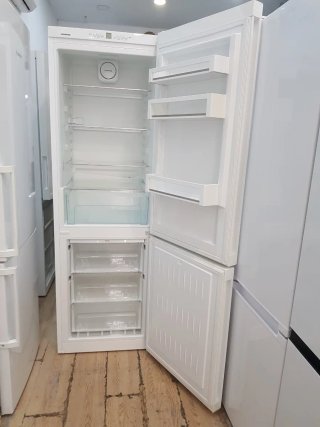 Nevera Liebherr Blanca