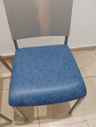 2 Sillas Aluminio Azul y Gris, 10€