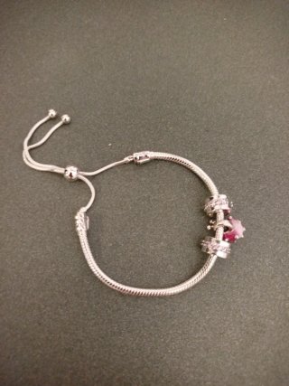 Pulsera Pandora con 3 charms