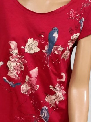 Camiseta Stradivarius Talla S Flores y Pájaros