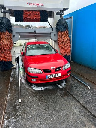 Nissan Almera 2000