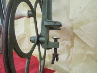 Bobinadora manual para ovillos  lino antigua hierr